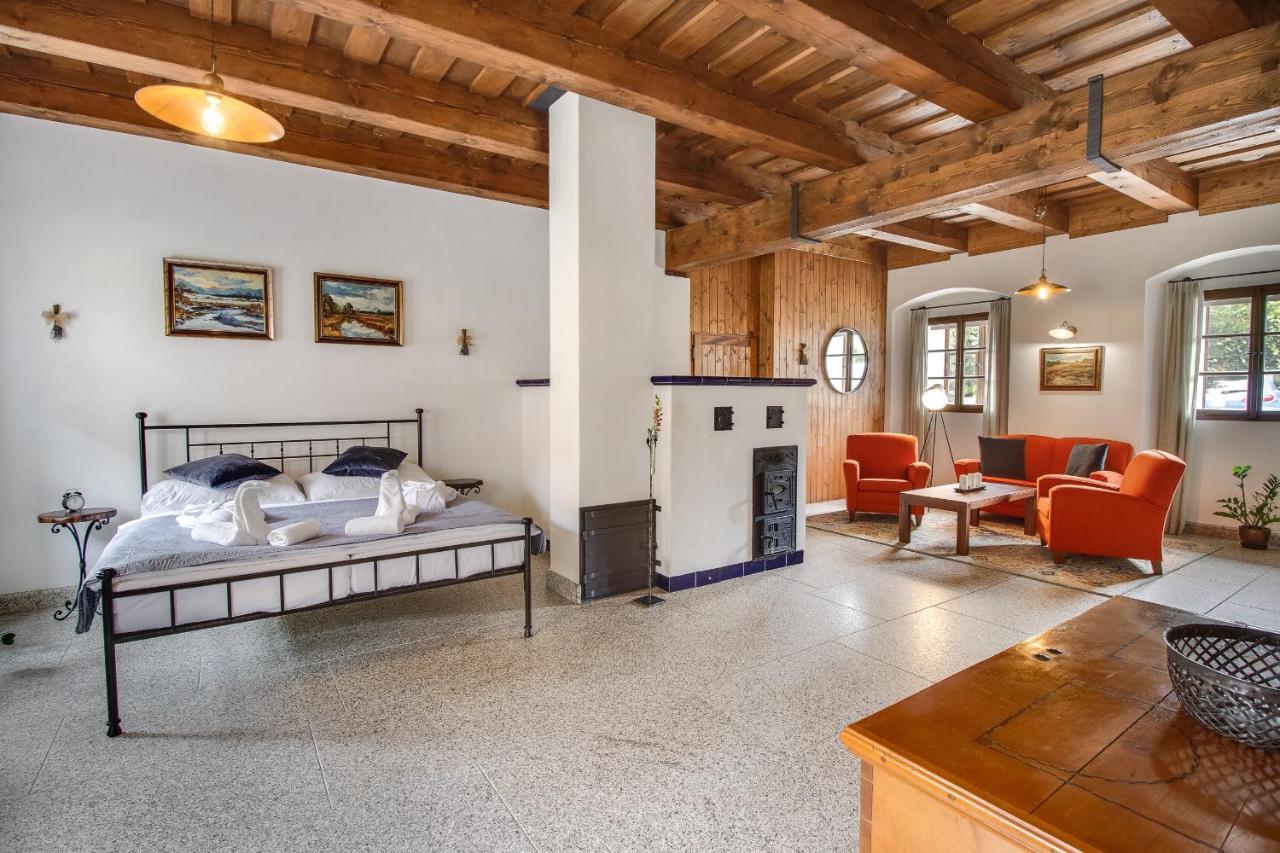 Apartmany Supina Třeboň Exterior foto